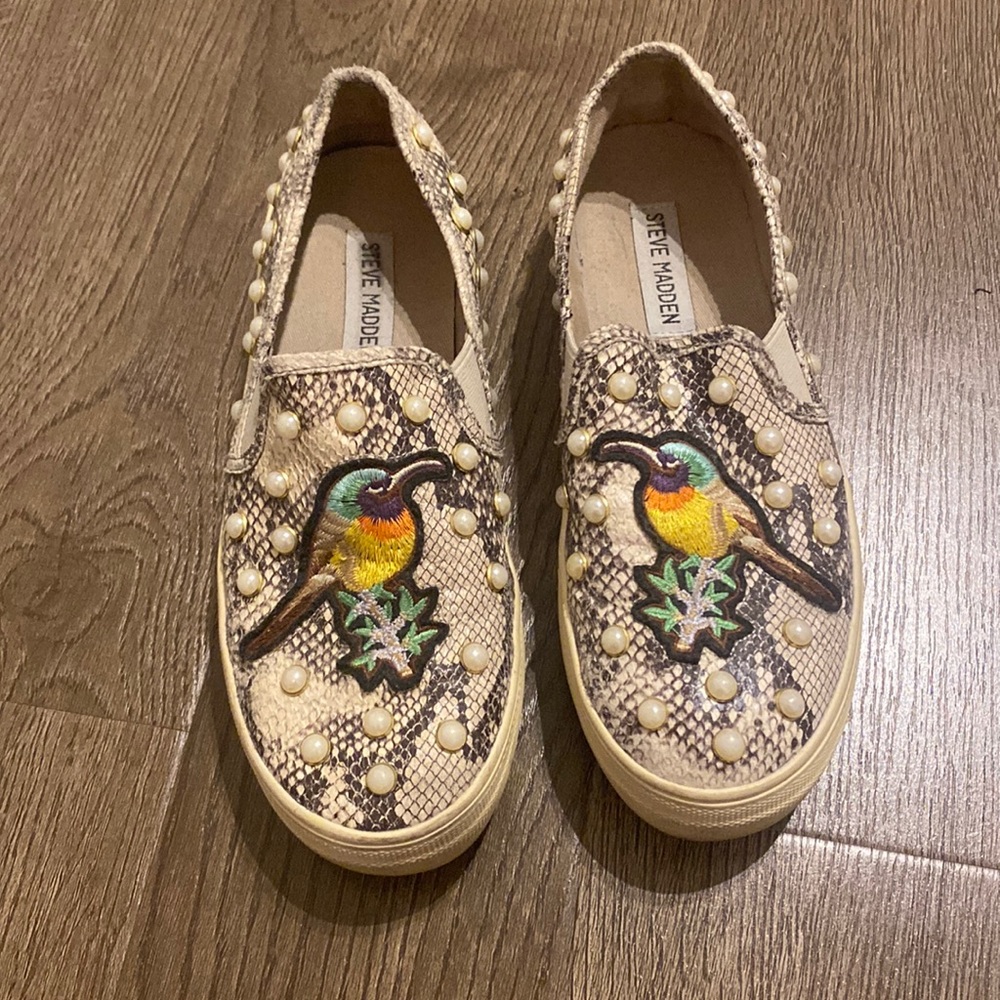 Steve Madden espadrilles